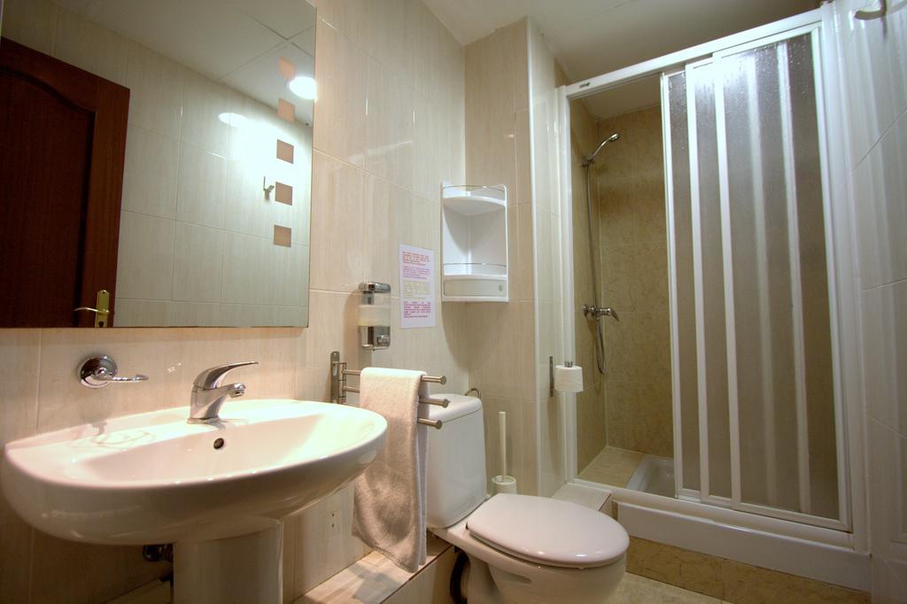 Hostel Artistic Barcelona Pokoj fotografie